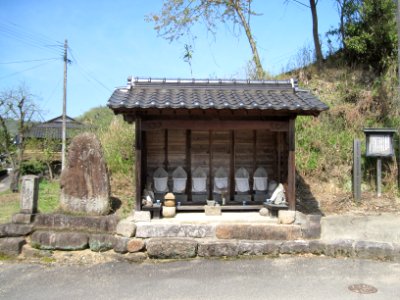 兵庫県豊岡市出石町袴狭（薬師堂前）の地蔵堂