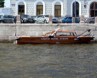 Фонтанка._Лодка_Grand_Hotel_Europe