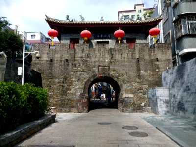 南头古城南门