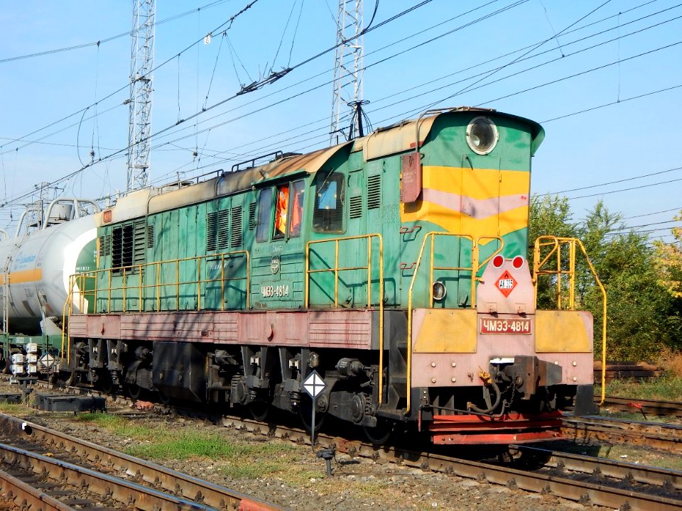 ЧМЭ3-4814,_Россия,_Самарская_область,_станция_Сызрань_(Trainpix_143818)