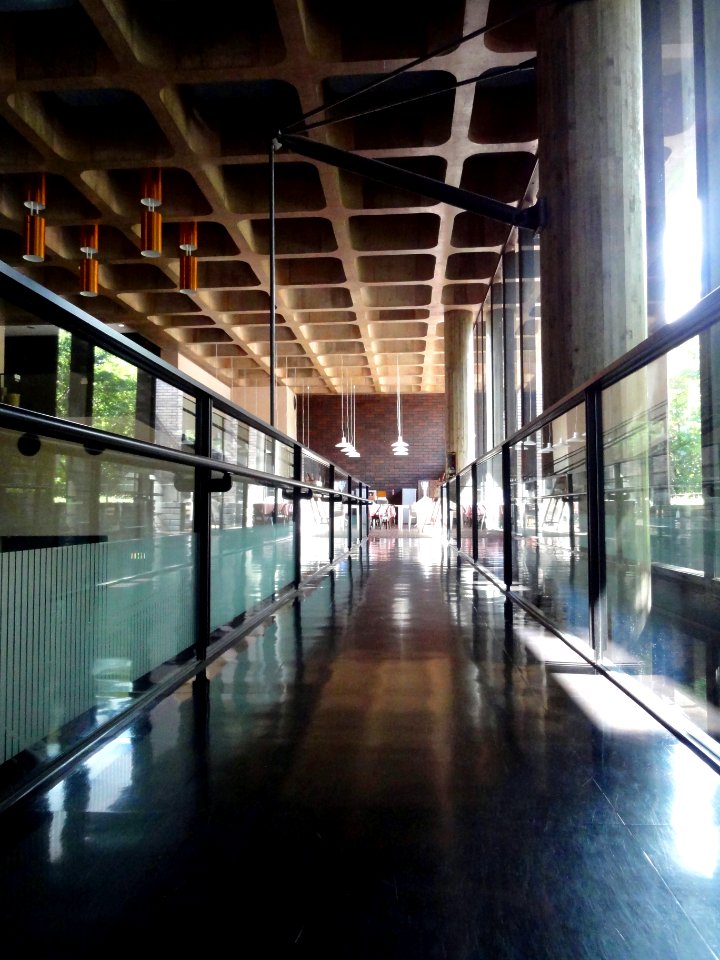 熊本県立美術館本館_01