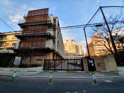 新宿區立四谷小學校