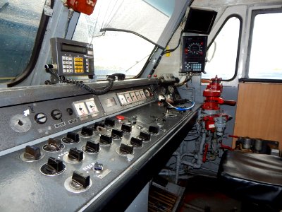 ЧС7-276,_Россия,_Самарская_область,_станция_Чапаевск_(Trainpix_171846)