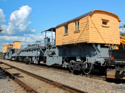 ЭЛБ1-20-29,_Литва,_Клайпедский_уезд,_станция_Крятинга_(Trainpix_107453)