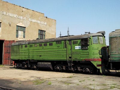 ТЭ3-7601,_Казахстан,_Карагандинская_область,_депо_КПТУ_(Trainpix_34386)
