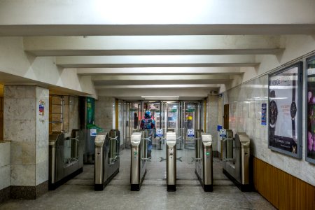 Метро_Улица_академика_Янгеля_09