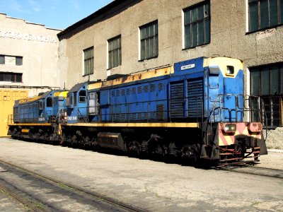 ТЭМ2УМ-354,_Казахстан,_Карагандинская_область,_депо_КПТУ_(Trainpix_36381)