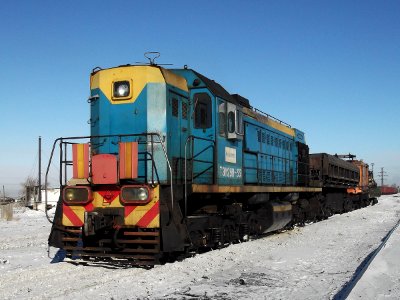 ТЭМ2УМ-331,_Казахстан,_Карагандинская_область,_станция_Сарань-Угольная_(Trainpix_89966)