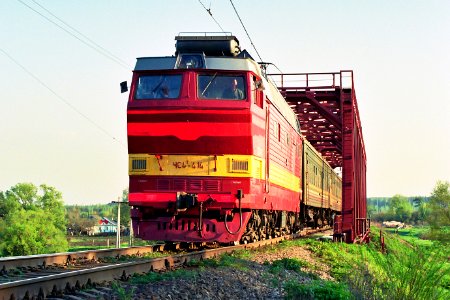 ЧС4Т-414,_Russia,_Moscow_region,_Serebryanye_Prudy_-_Uzunovo_stretch_(Trainpix_168269)