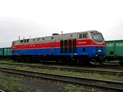 ТЭ33А-0072,_Казахстан,_Карагандинская_область,_станция_Распорядительная_(Trainpix_165838)