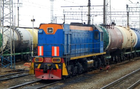 ТЭМ2УМ-850,_Россия,_Самарская_область,_станция_Сызрань_(Trainpix_195936)