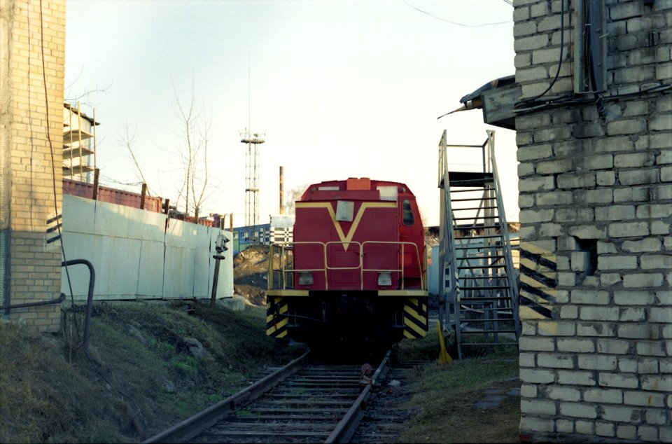 Тепловоз_ТГМ23В48_на_заводе_Москабельмет_2020-02