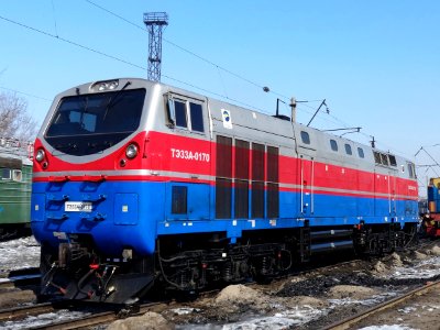 ТЭ33А-0170,_Kazakhstan,_Karaganda_region,_Karaganda_depot_(Trainpix_127572)