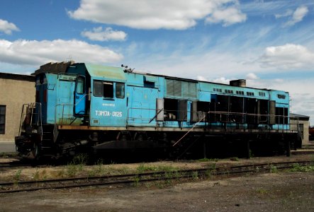 ТЭМ7А-0125,_Казахстан,_Карагандинская_область,_депо_КПТУ_(Trainpix_32497)