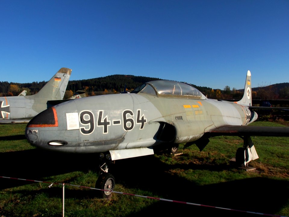 94+64_(aircraft)_Lockheed_T_33_pic1