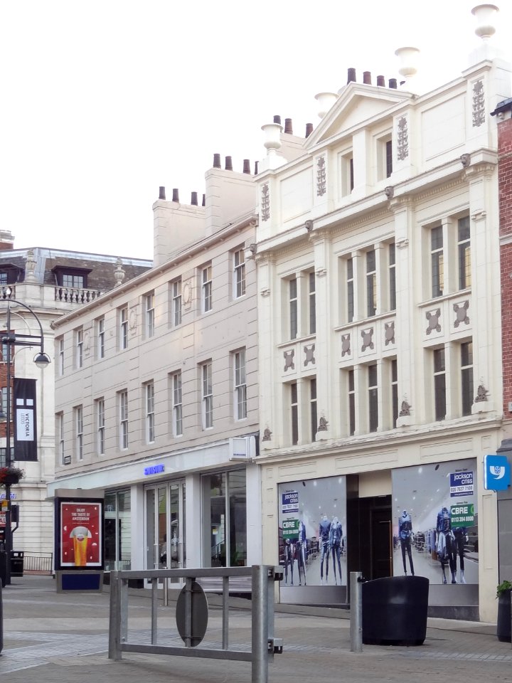 92_And_93,_Briggate