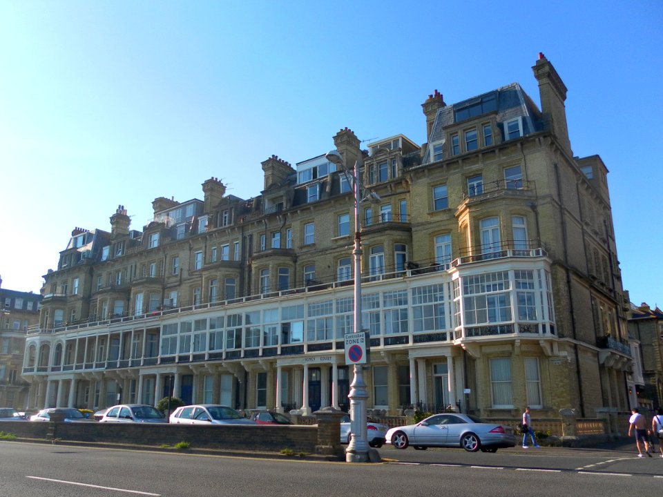 8–14_King's_Gardens,_Hove_(NHLE_Code_1187568)_(July_2012)_(1)