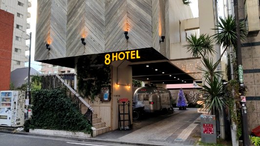 8hotel