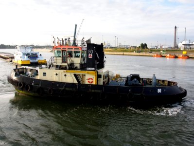 90_-_ENI_06504222,_Port_of_Antwerp_pic2