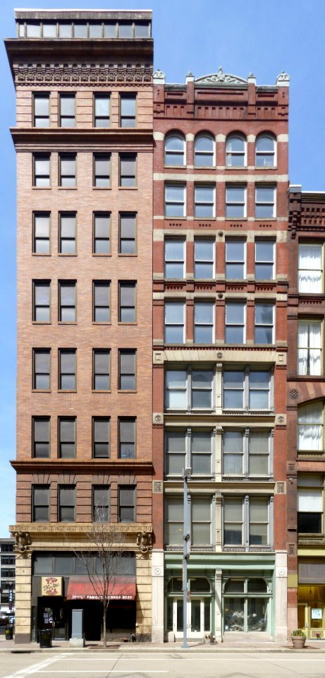 901_and_903_Liberty_Avenue,_2015-04-12