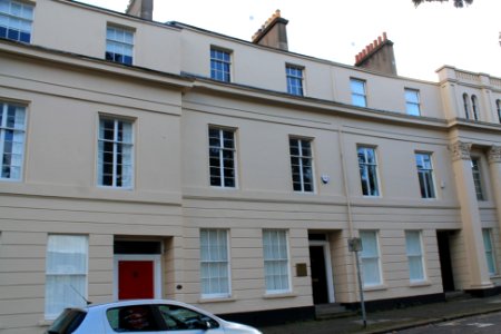 9_Upper_Crescent_Belfast_Co_Antrim_Bt7_1nt