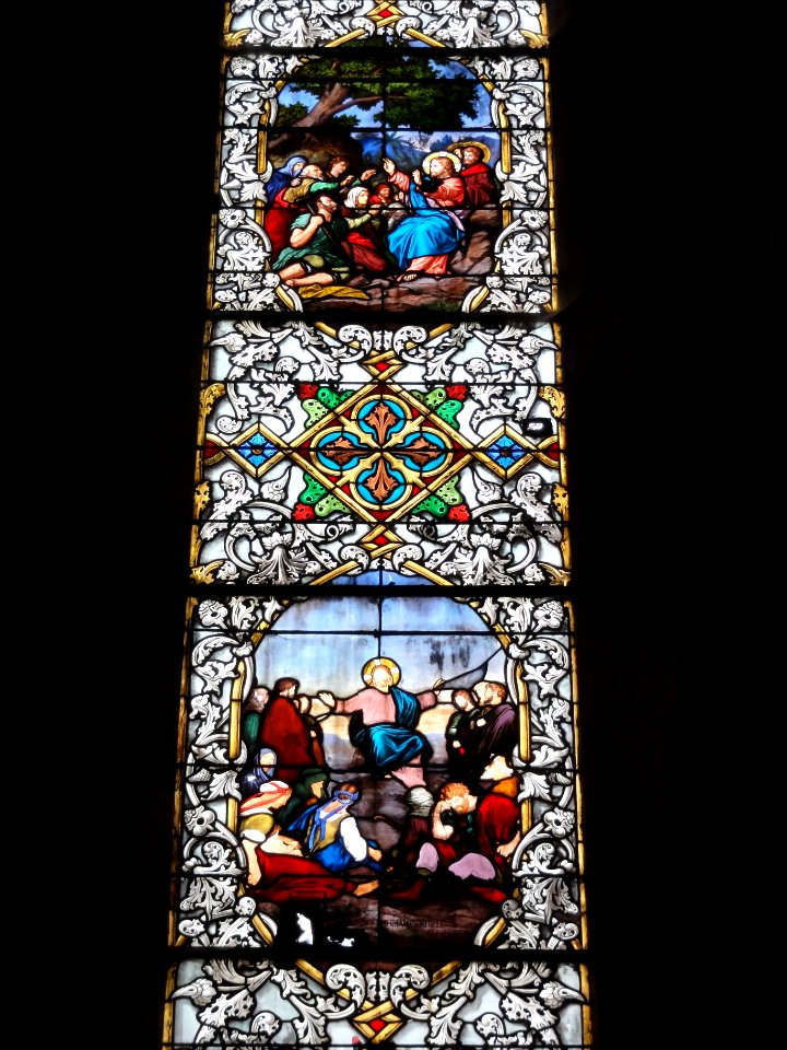 Église_Notre-Dame_de_Vervins,_vitrail_07