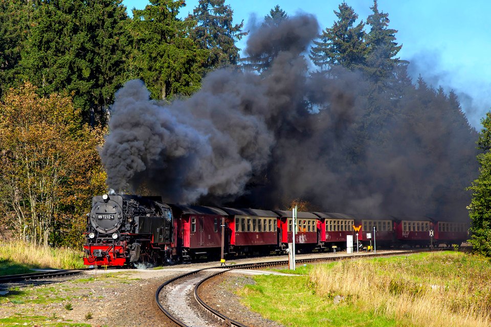 99_7232-4,_Germany,_Saxony-Anhalt,_Drei_Annen_Hohne_Railway_station_(Trainpix_144608)
