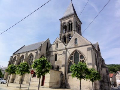 Église_Notre-Dame_de_Vailly-sur-Aisne_01