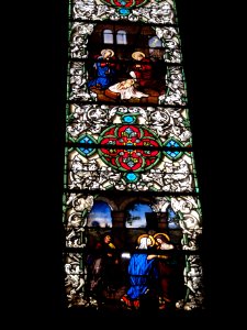 Église_Notre-Dame_de_Vervins,_vitrail_03