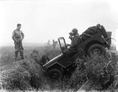 8-uurs_jeeprit_voor_militairen_Tilburg,_Bestanddeelnr_906-1735