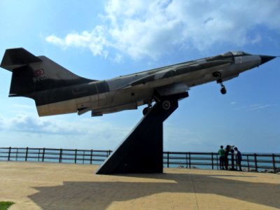 8-7005_Anıt_Uçak