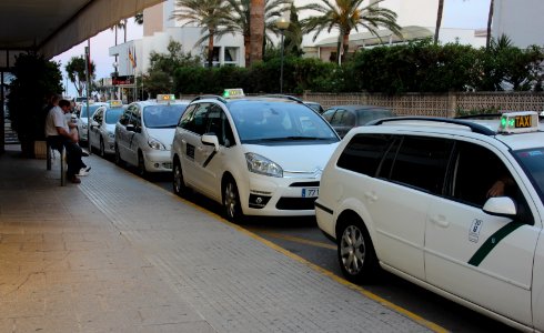 804_Taxistand_in_Cala_Millor