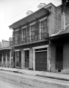 817_Dumaine_St.,_New_Orleans,_Orleans_Parish,_Louisiana