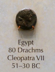 80_Drachms,_Egypt,_Cleopatra_VII,_51-30_BC_-_National_Museum_of_American_History_-_DSC00277