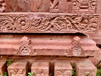 7th_8th_century_Garuda_Brahma_Temple,_Navabrahma_group,_Alampur,_Telangana_India_-_50