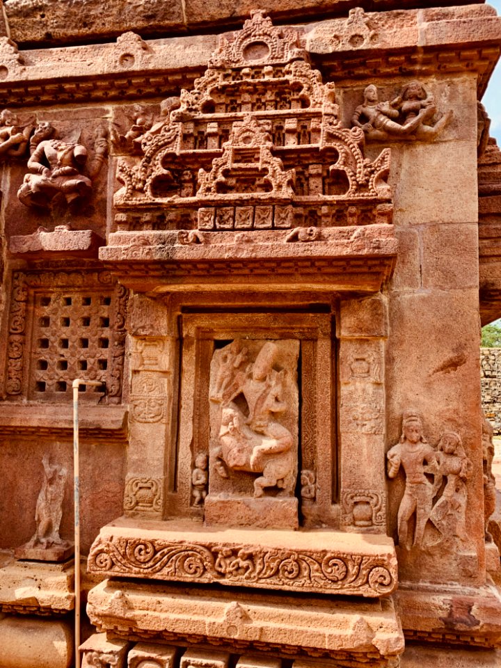 7th_century_Vishwa_Brahma_Temples,_Alampur,_Telangana_India_-_12