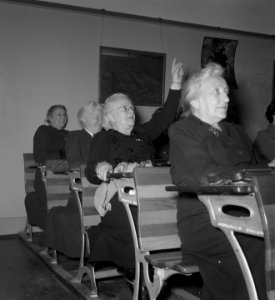 80_jaar_bestaan_Meisjes_HBS_Amsterdam,_Bestanddeelnr_905-4588