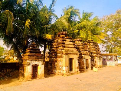 7th_century_Sivanandisvara_temple,_Kadamala_kalva,_Andhra_Pradesh_India_-_19