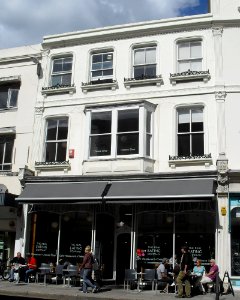 86_and_87_Western_Road,_Hove_(NHLE_Code_1210050)_(August_2010)