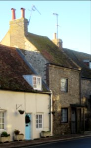 87_High_Street,_Rottingdean_(NHLE_Code_1381625)_(December_2016)