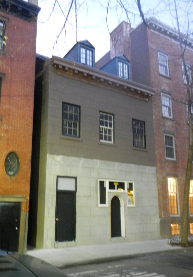 86_Bedford_St_dusk_jeh