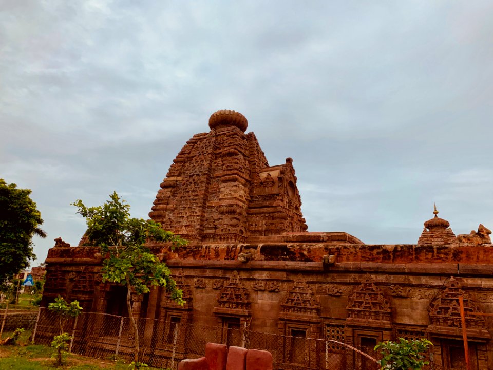 7th_8th_century_Garuda_Brahma_Temple,_Navabrahma_group,_Alampur,_Telangana_India_-_71