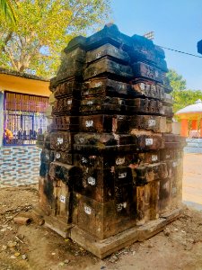 7th_century_Sivanandisvara_temple,_Kadamala_kalva,_Andhra_Pradesh_India_-_16