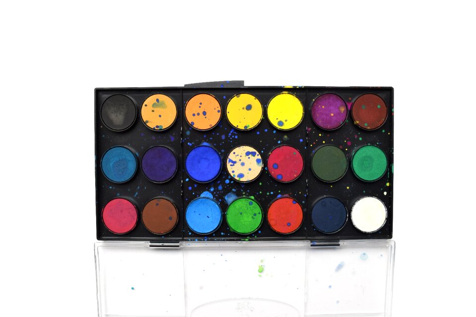 Pencil art supplies rainbow