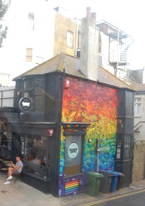 84_St_James's_Street,_Kemptown,_Brighton_(August_2019)