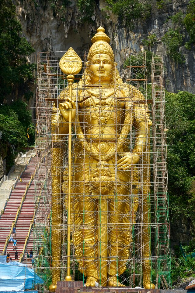 Yellow temple worship