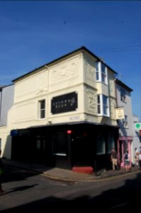 83_Gloucester_Road,_North_Laine,_Brighton_(NHLE_Code_1380512)_(July_2019)