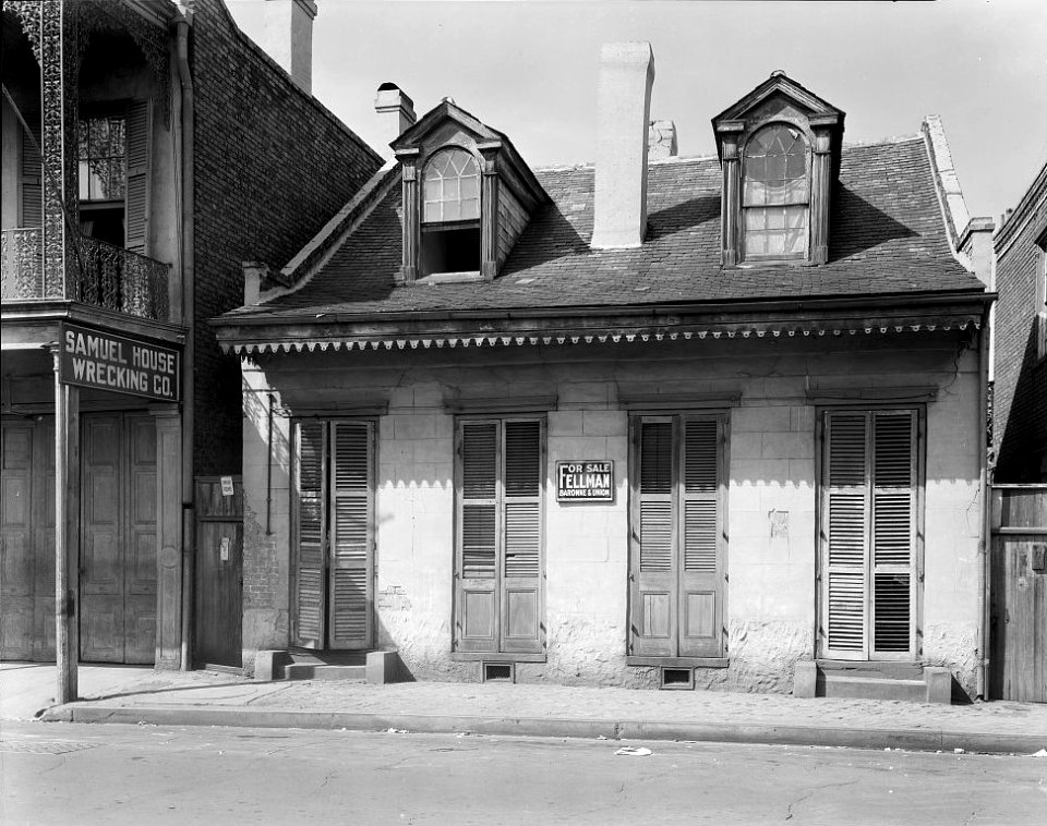 821-825_Toulouse_St.,_New_Orleans,_Orleans_Parish,_Louisiana