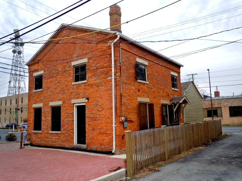 818_S_Lafayette_Ft_W_IN