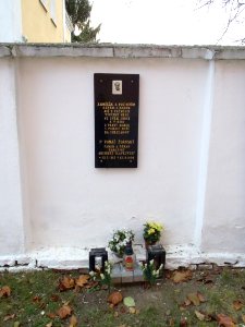 Žarošice_-_pamětní_deska_P._Tomáše_Žďánského